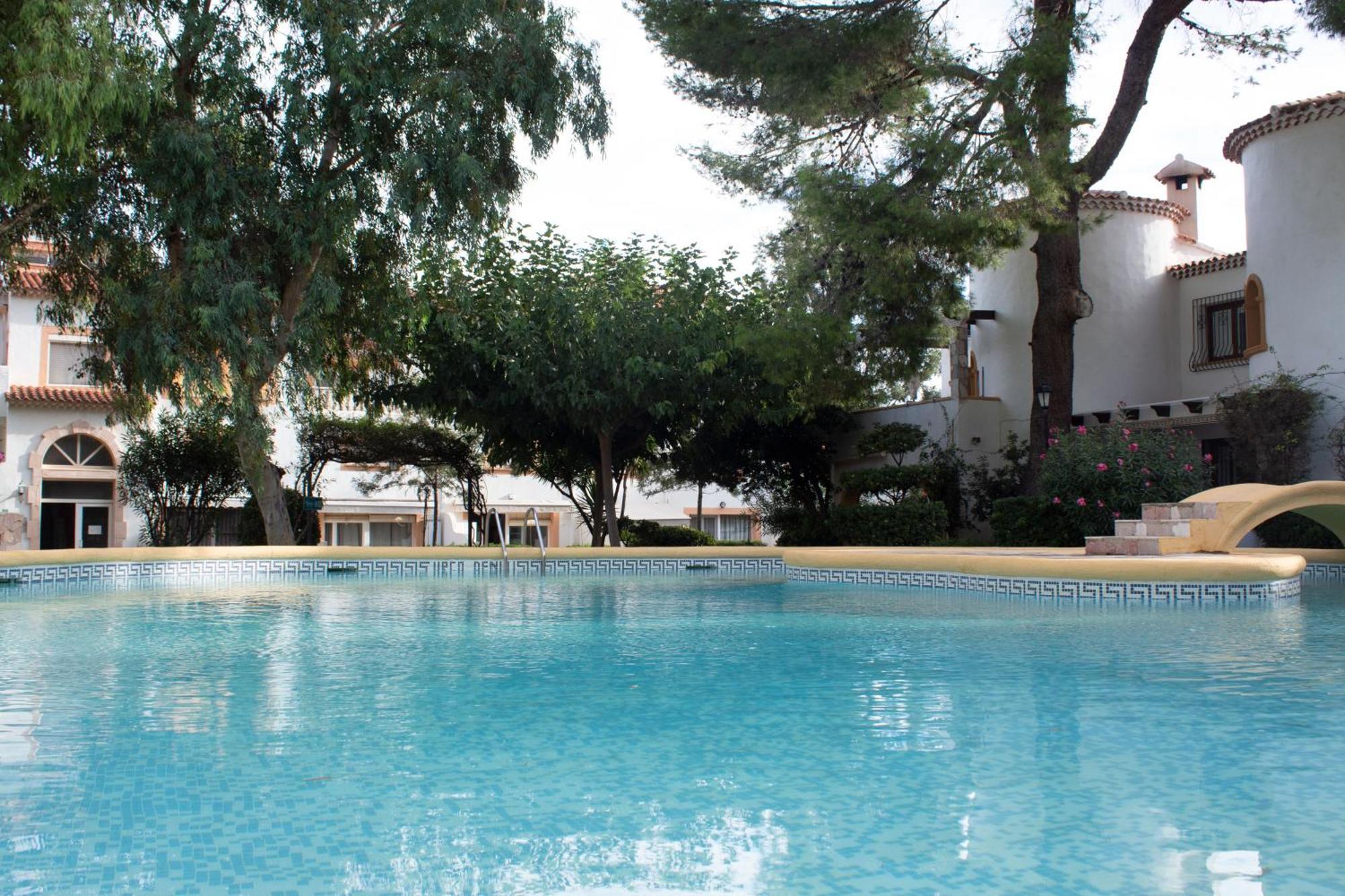 Mr Hotelet De La Racona & Apartments دينايا المظهر الخارجي الصورة